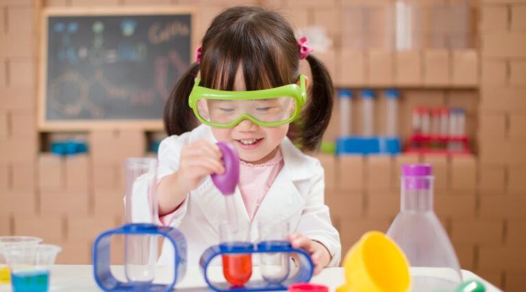 How to Promote STEM Learning in Young Children